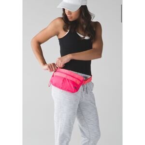 Lululemon Free Spirit Belt Bag Neon Pink W9MFPS Crossbody
